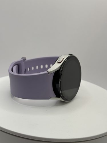 Samsung Galaxy Watch5 (40mm e-sim) okosóra, ezüst, használt