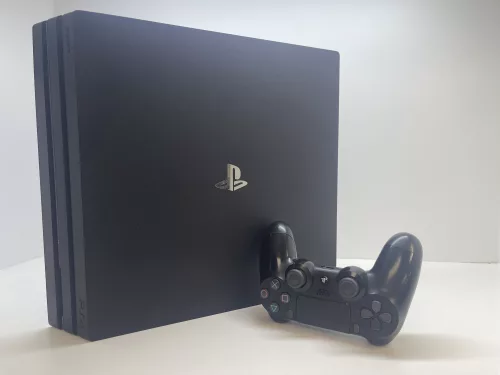 Playstation 4 Pro 1TB 7216B Használt doboz nélkül,  újrapasztázva 6 hónap garancia 
