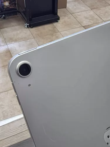Apple iPad Air 5th 64GB Starlight wifi 92%-os akkumulátor