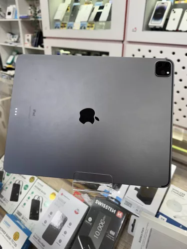 Apple iPad Pro (5. generáció) 12,9” Space Gray, 512 GB, Wifi , A2378, használt 90%-os akkumulátor