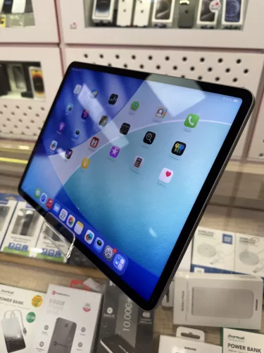 Apple iPad Pro (5. generáció) 12,9” Space Gray, 512 GB, Wifi , A2378, használt 90%-os akkumulátor