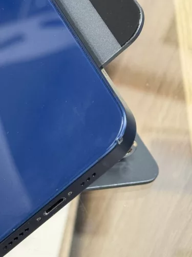 Apple iPhone 12 64GB 100%-os akkumulátor - használt