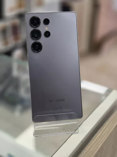 Samsung Galaxy S25 Ultra 12/256GB, makulátlan állapotú