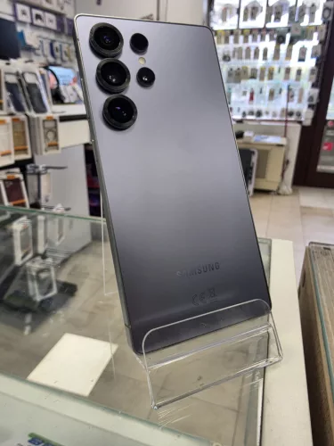 Samsung Galaxy S25 Ultra 12/256GB, makulátlan állapotú
