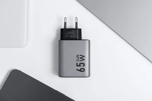 Forcell hálózati  GAN gyorstöltő, 2x USB C + USB A - 4A 65W PD + Quick Charge 4.0 funkc