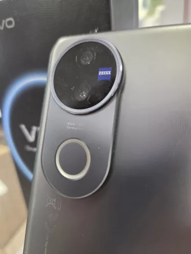 Vivo v50 12/512 Gb új állapotban !