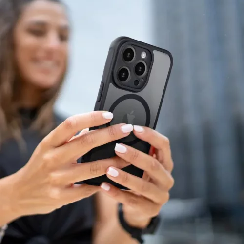 FULL MATTE MAG COVER tok kompatibilis MagSafe technológiával iPhone 11 - fekete