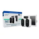 Arlo Essential (2. Generáció) Csomag 2K Kültéri Biztonsági Kamera - 2 Kamerás Készlet + 2 Alapvető Napelemes Töltő - Fehér