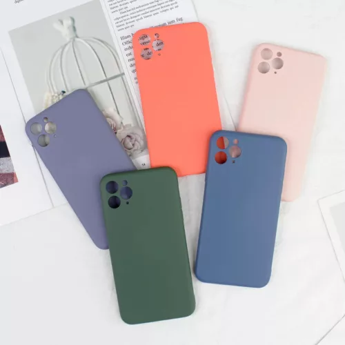 iPhone 13 Pro Max szilikon tok világos rózsaszín színben