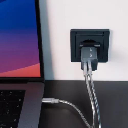 Verbatim GaN 35W fali töltő USB-C/USB-A + EU/UK/US Adapter GNC-35 32200