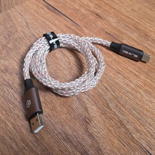 Blavec Kábel Neon - USB to Type-C - QC 3.0 60W 3A 1 méter (CNE-UC3L1) világító RGB
