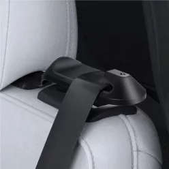   Spigen Tesla hátsó biztonságiöv-tartó fekete – Tesla Model Y