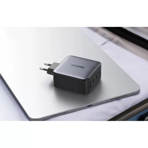 Ugreen CD226 Hálózati töltő adapter USB QC3.0, 3x USB-C, 100W, PD fekete