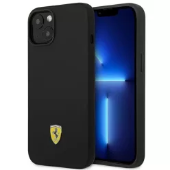iPhone 15 Plus fekete szilikon tok fém logóval