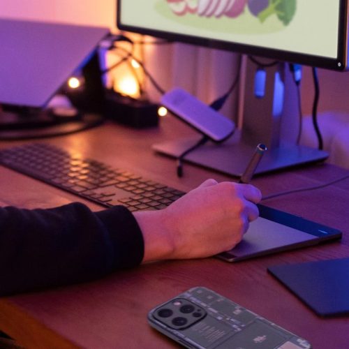 TECH tok iPhone 15 Pro Max design 1