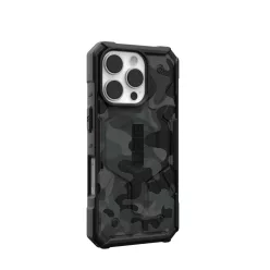   (UAG) Urban Armor Gear Pathfinder SE kompatibilis a MagSafe-fel iPhone 16 Pro midnight camo tok