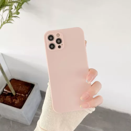 iPhone 13 Pro Max szilikon tok világos rózsaszín színben