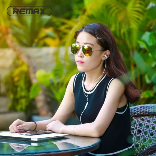 Remax Vezetékes fülhallgató 3.5mm jack audio piros