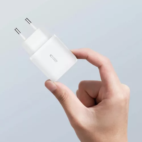 Tech-Protect C20W 2-portos hálózati töltő PD20W/QC3.0 fehér