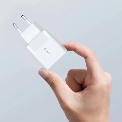 Tech-Protect C30W 2-portos hálózati töltő PD30W/QC3.0 fehér