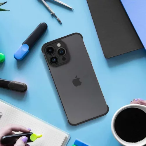 iPhone 11 kameralencse és peremvédő fekete