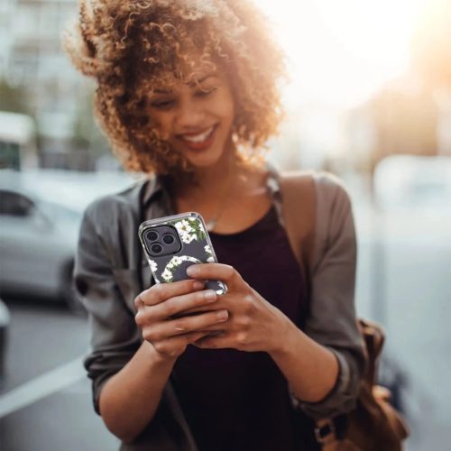 Tech-Protect MagMood MagSafe iPhone 15 Pro Max tok - Margaréták levelekkel tok